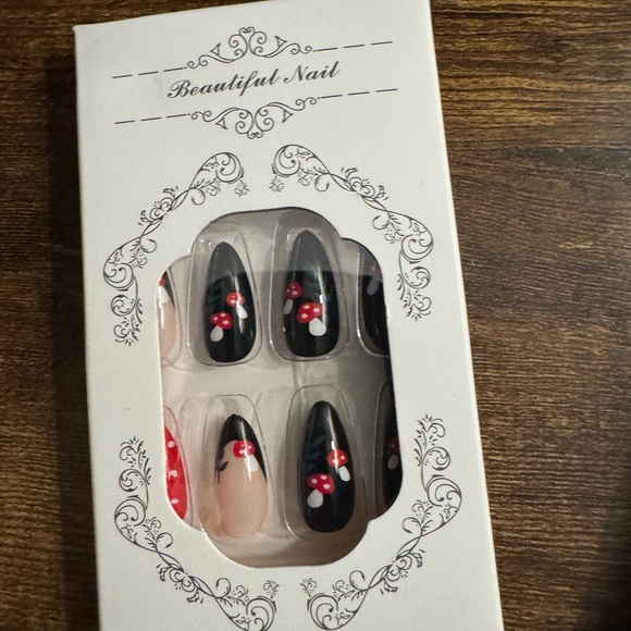 24 Piece Med Length Almond Shape Stick-on Nails, Glossy Mushroom & Dot Design - Picture 3 of 6